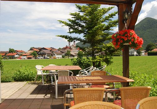 Gasthof, Tradition, Aschau, Chiemsee, Chiemgau, Einlieger, Wohnung, Bergblick, Berge